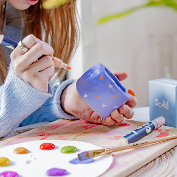 Sculpd Mother's Day edition: Painting sculpted candle with paint pens