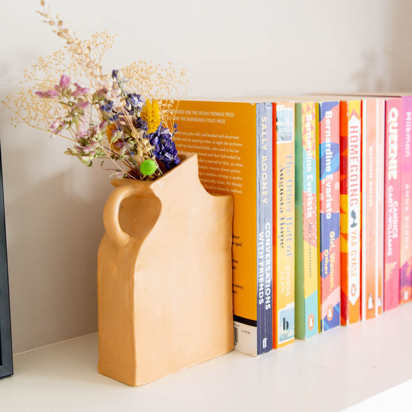 Sculpd Home Pottery Kit: Bookend Vases