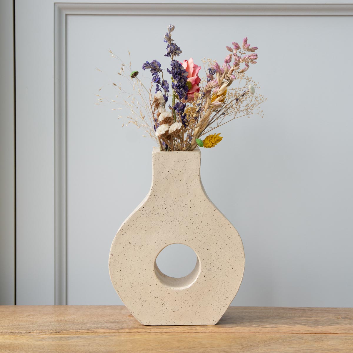 Sculpd Home Pottery Kit: Donut Vase